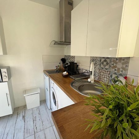 Studio proche de la plage de l'almanarre Hyères Exterior foto